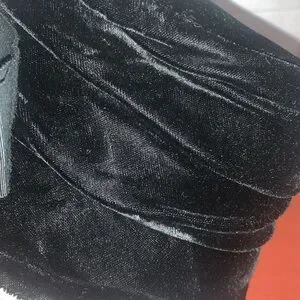 Vintage Black velvet slouch wrinkle bucket hat w/ ribbon bow Union Made USA Vintage Black velvet slouch wrinkle bucket hat w/ ribbon bow  main image 3
